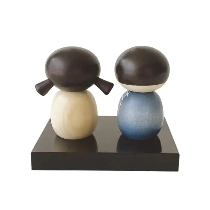 Bambole Kokeshi dell'amicizia