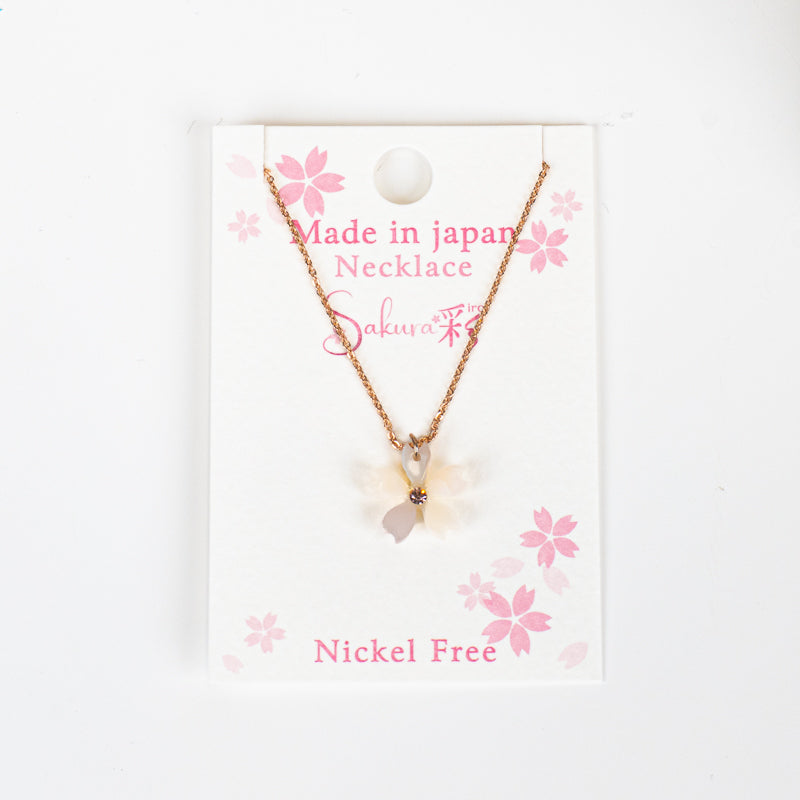 Collana giapponese con ciondolo a forma di fiore di sakura bianco
