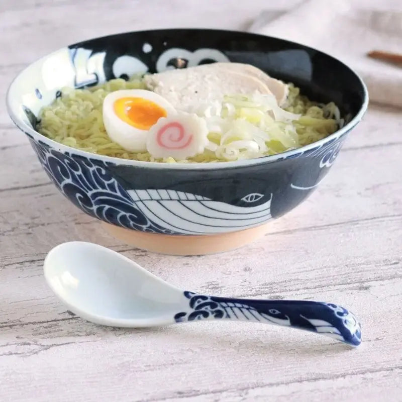 Cucchiaio da zuppa di balena giapponese