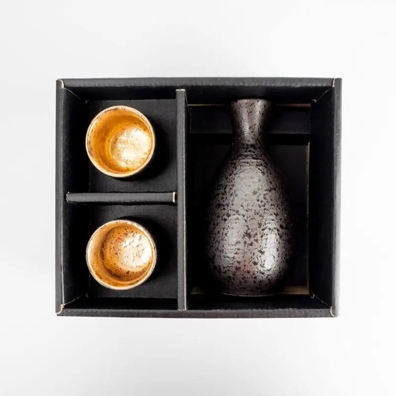 Set da sakè giapponese in oro