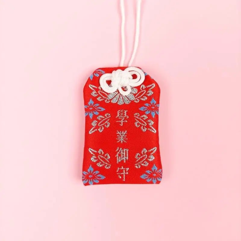 Studi Lucky Omamori