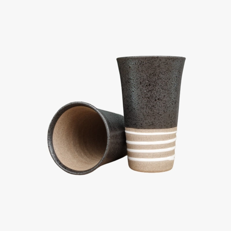 Tazza giapponese in terracotta nera