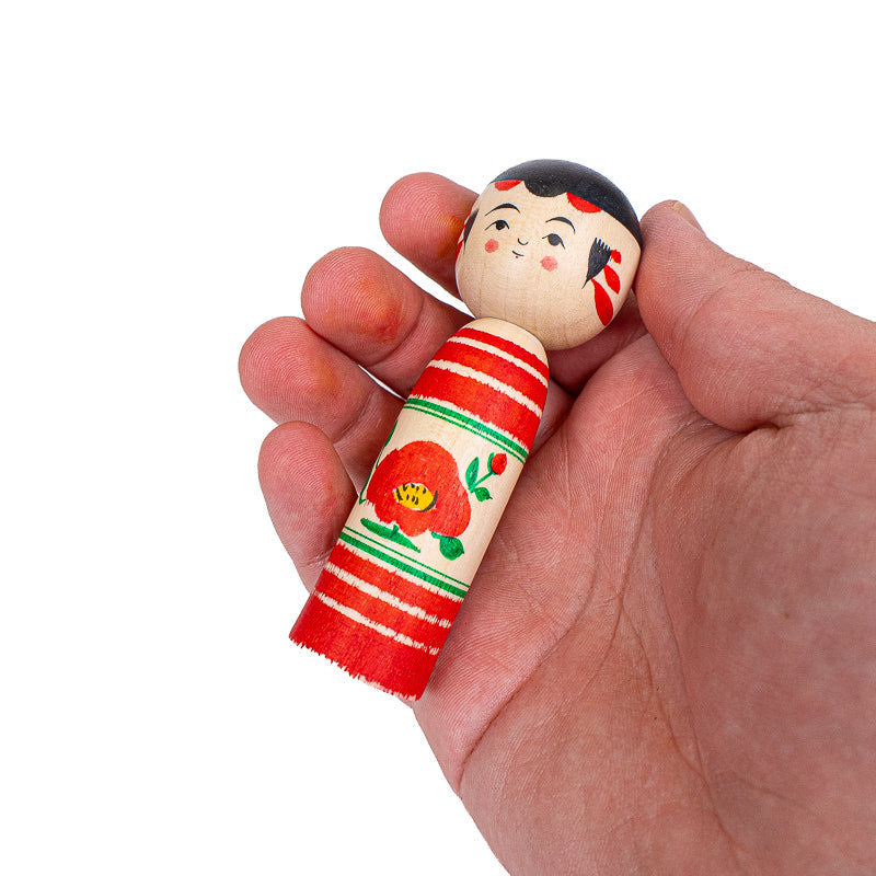 Bambola Kokeshi Giapponese - Tsubaki Camelia - 9 cm