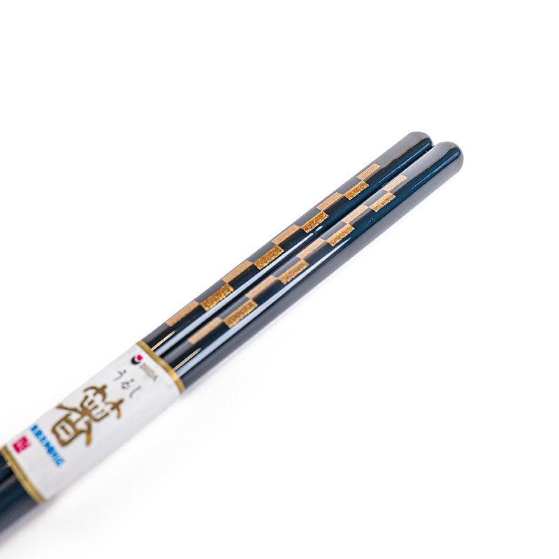 Bastoncini giapponesi blu notte con decorazioni dorate Ichimatsu