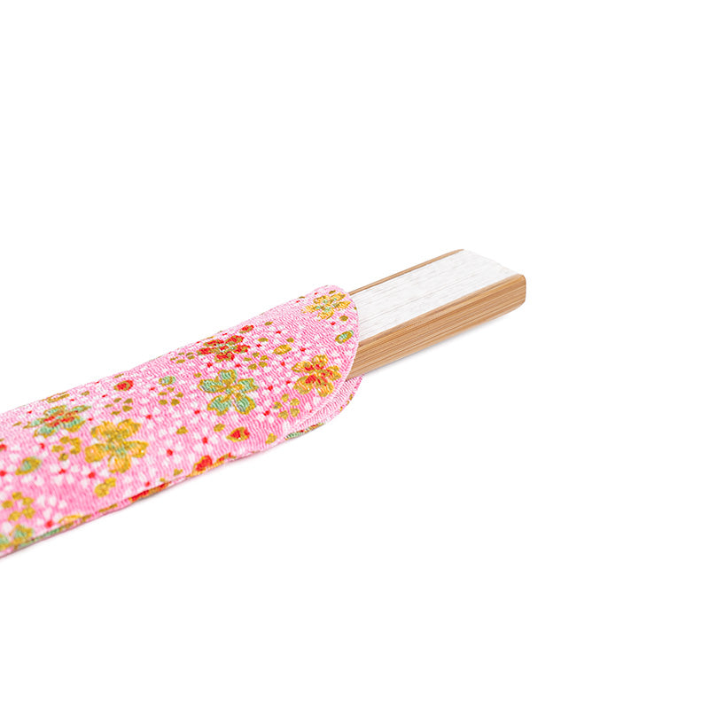 Bustina a ventaglio in tessuto Yuzen rosa a fiori