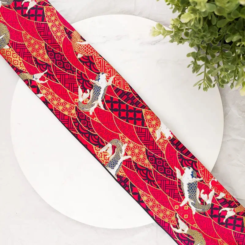 Cintura Obi rossa con disegno di carpa Koi