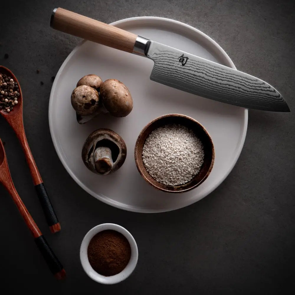 Coltello Santoku Shun Classic White 18 cm