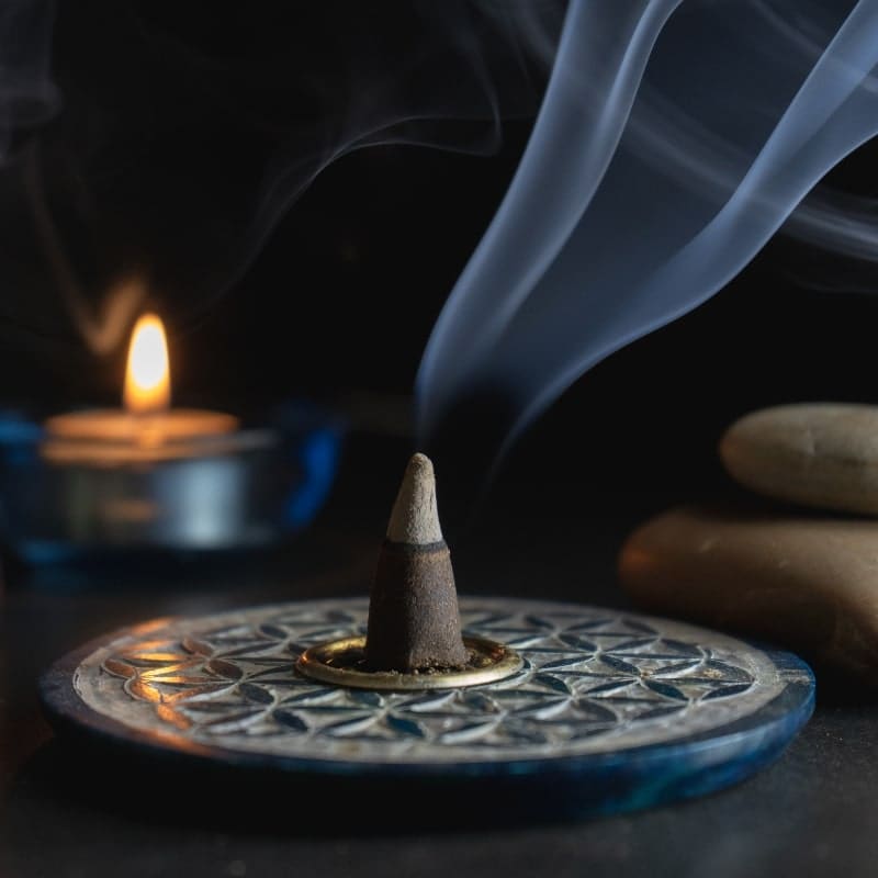 Coni d'incenso giapponesi in bambù