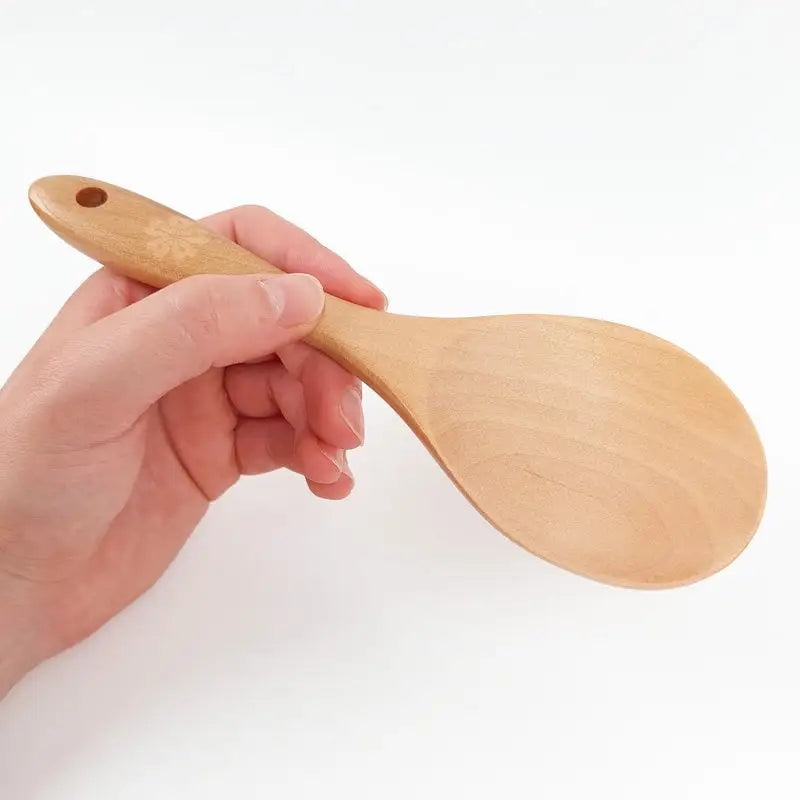 Cucchiaio da riso in legno chiaro