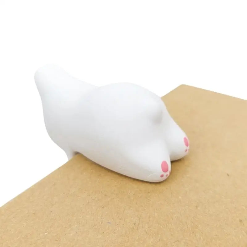 Figura del coniglio Usagi depresso
