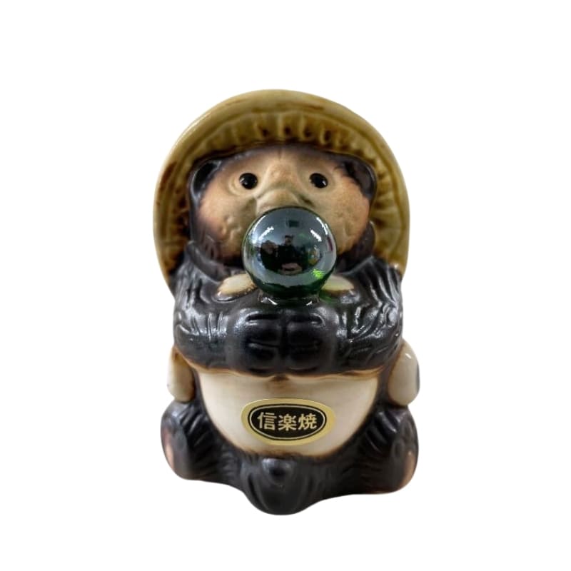 Figura Tanuki con perla verde