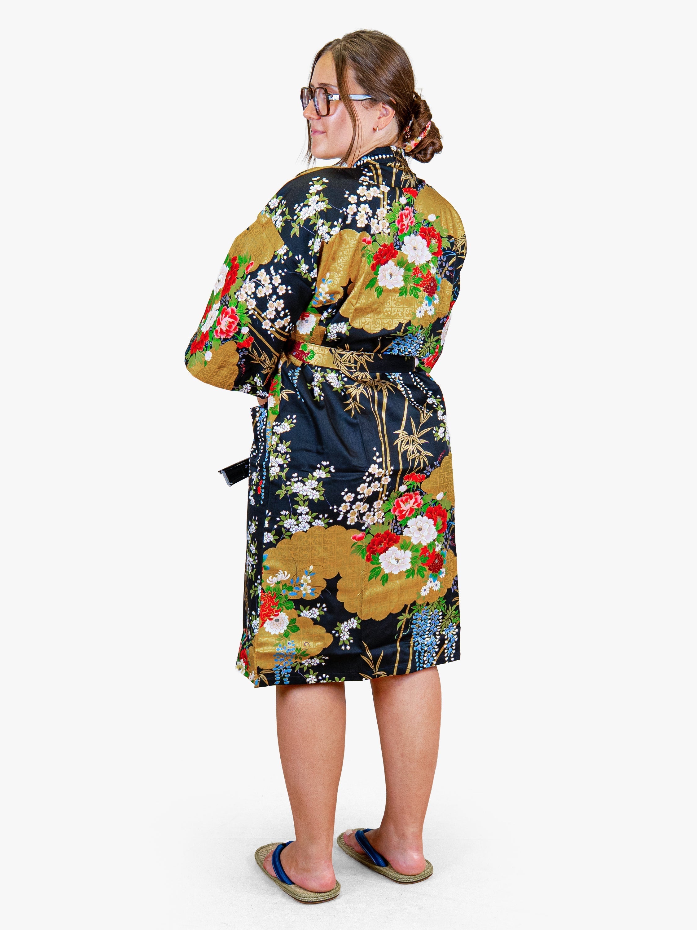Kimono Happi da Donna – Botan Dorato