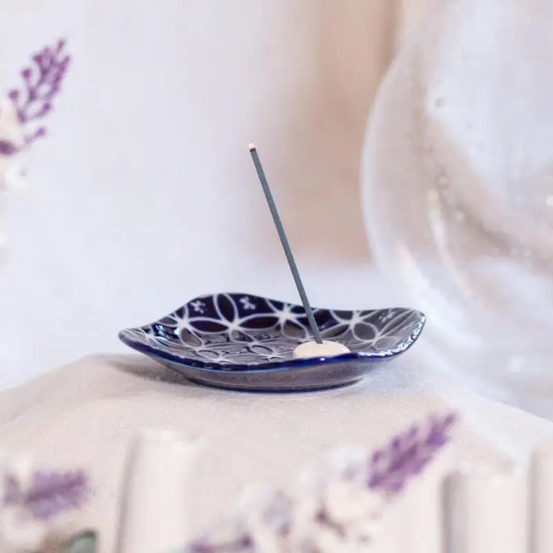 Portaincenso in ceramica blu con motivo Shippoh
