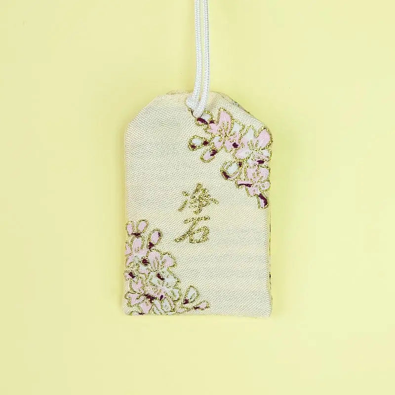 Protettore d'oro Omamori