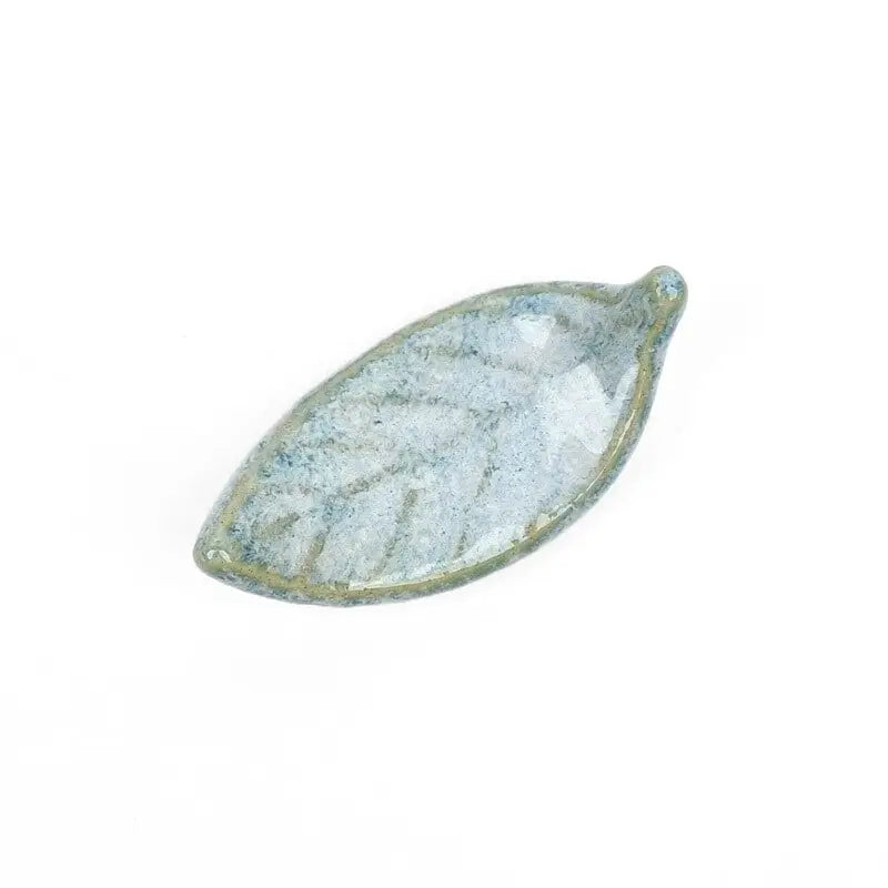 Bacchetta giapponese appoggiata Foglia verde