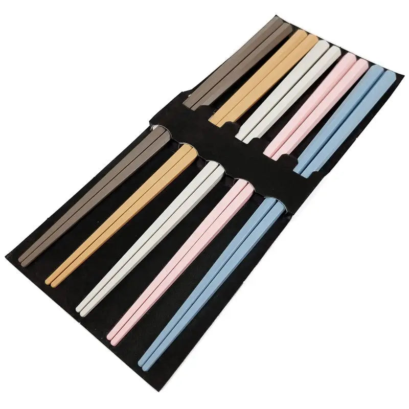 Set di 5 paia di bacchette pastello