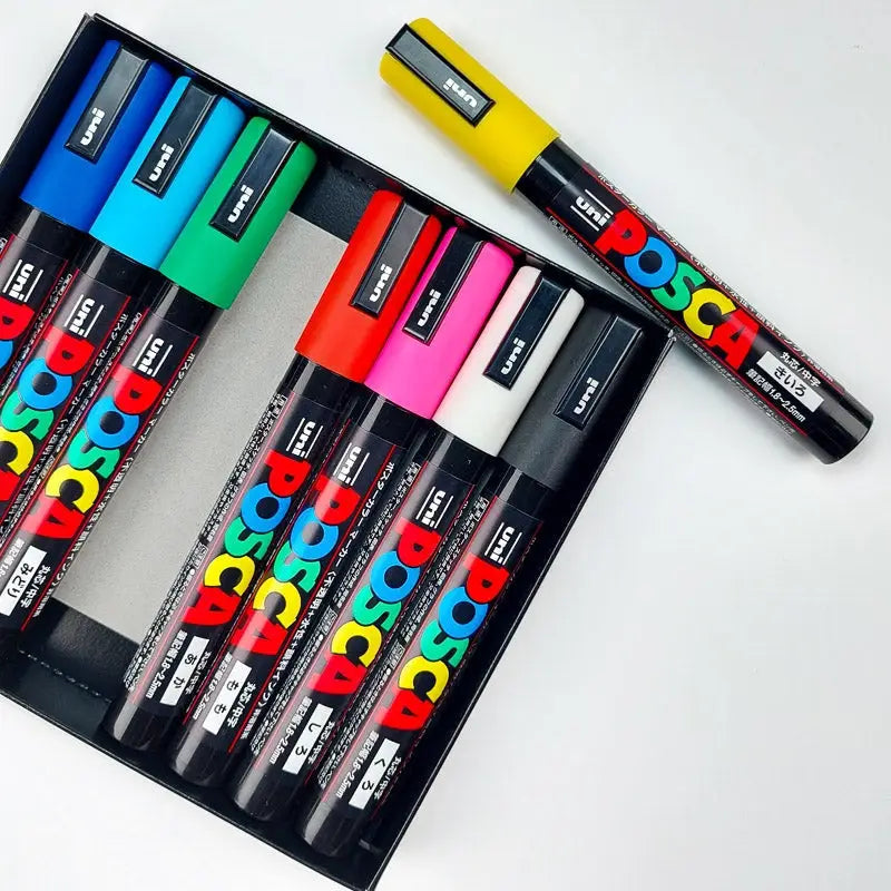 Set di 8 pennarelli Posca