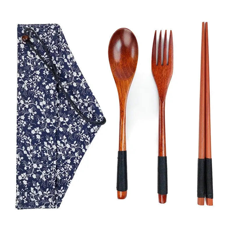Set di posate giapponesi in legno