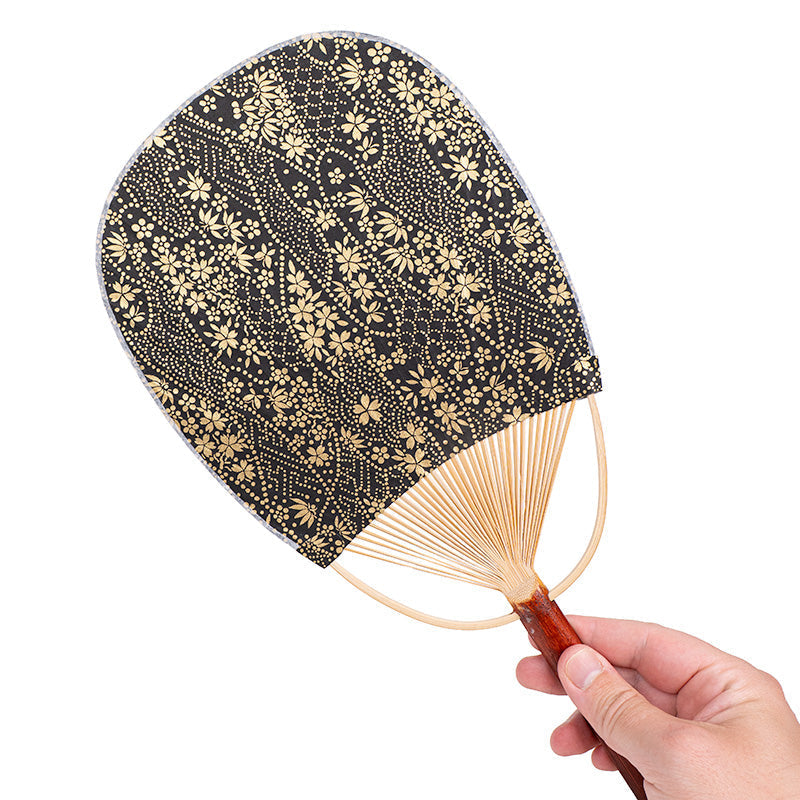 Ventaglio giapponese Uchiwa in carta washi dorata